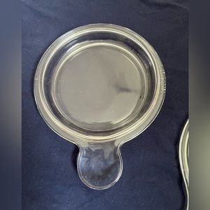 Vintage Pyrex P2400 lid with handle.